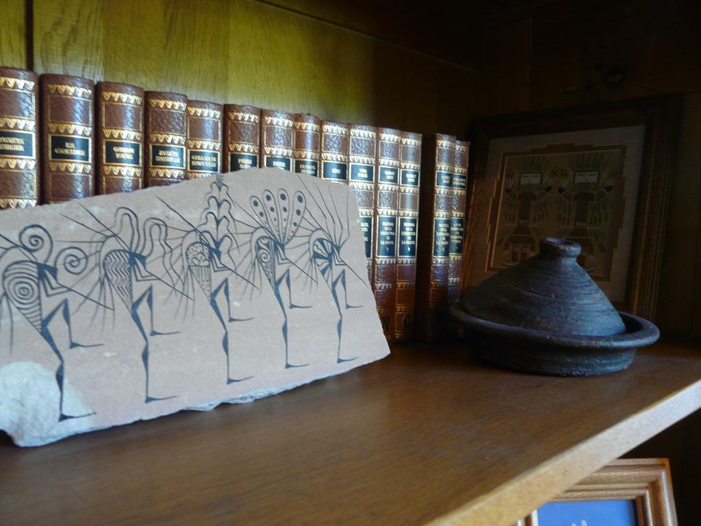 Chateau De La Comtesse Saint-Martin-Petit ภายนอก รูปภาพ